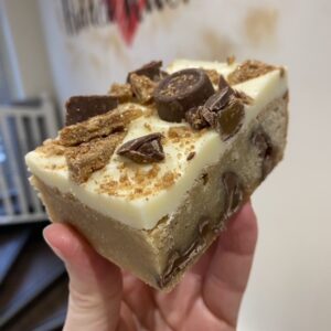 Rolo, Cinnamon and White Chocolate Blondie