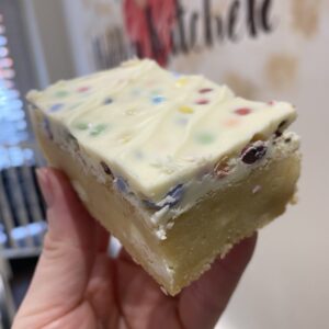 Smarties Blondie