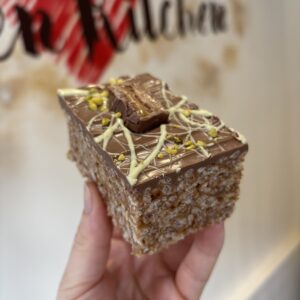 Mars & Pistachio Crispy