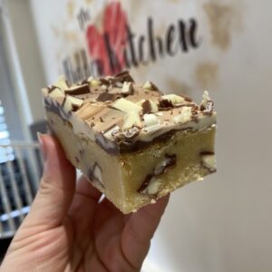 Kinder Blondie (no nuts)