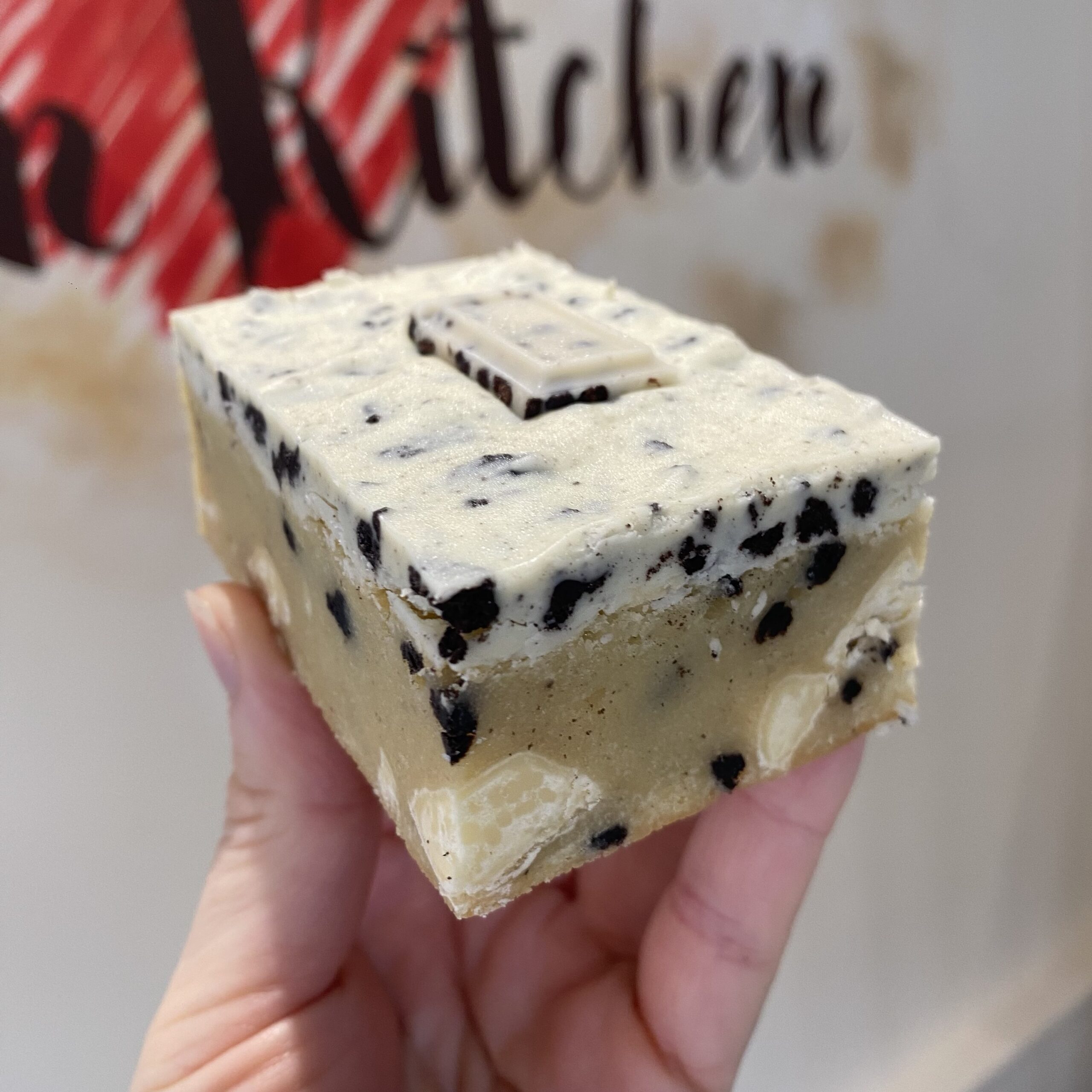 Cookies and Cream Blondie *Halloween Twist*
