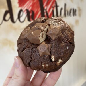 Milkyway Stuffed Cookie