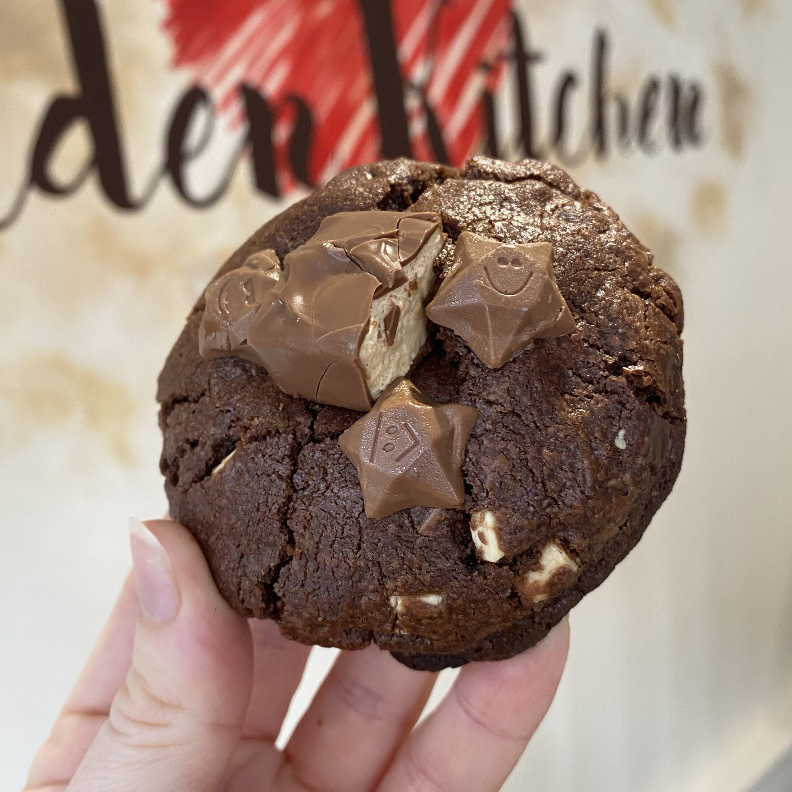 Milkyway Stuffed Cookie