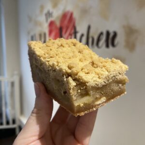 Apple Crumble Blondie