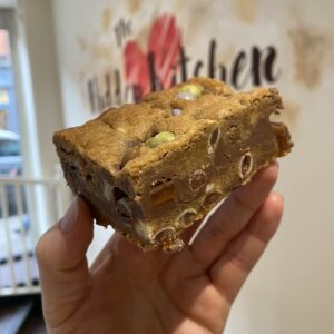 Mini Smarties & Rolo Cookie Slice