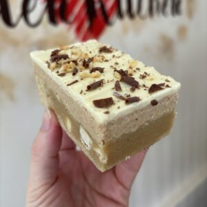 Pistachio Kunafa Blondie