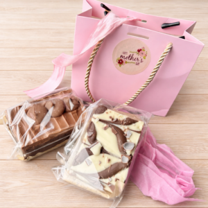Mothers Day Blondie/Brownie Gift Bag (No Nuts)
