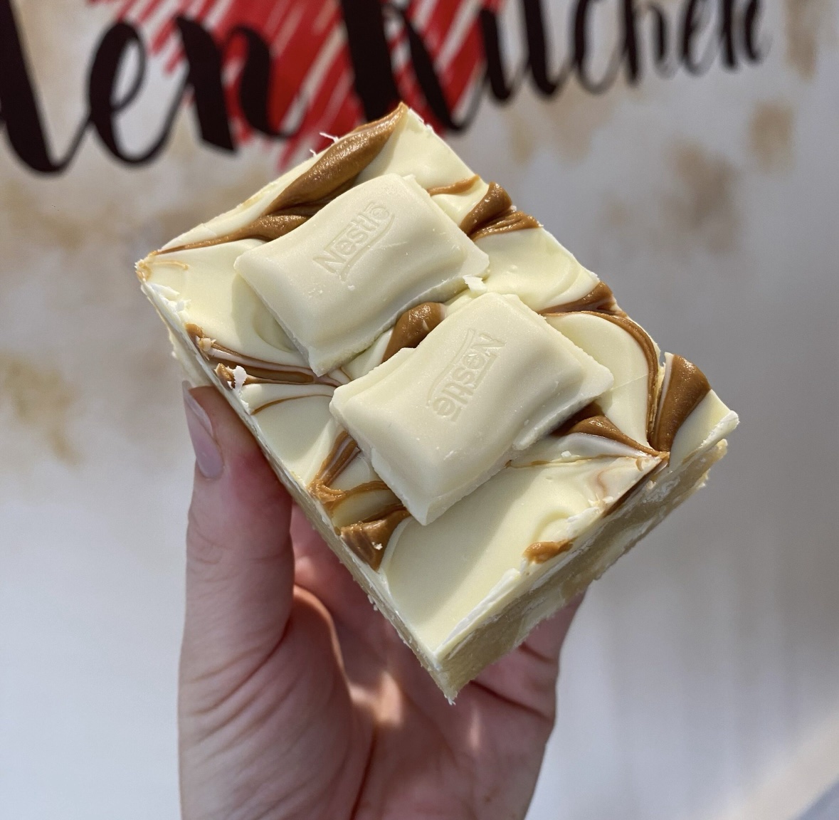 White Chocolate Lovers Box - Image 4