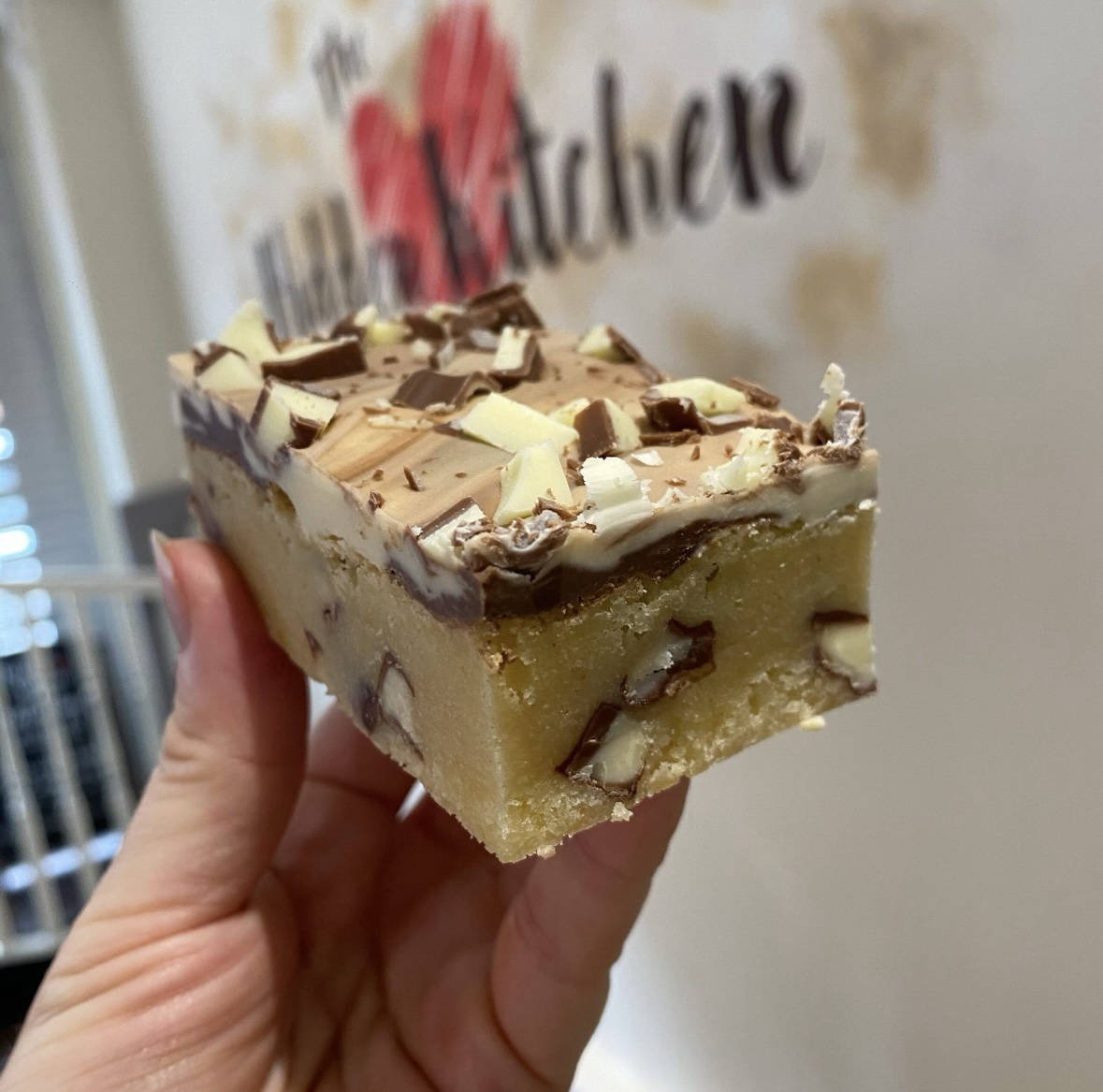 Made without Gluten Box (not suitable for ceoliacs due to cross Contamination) - Image 4