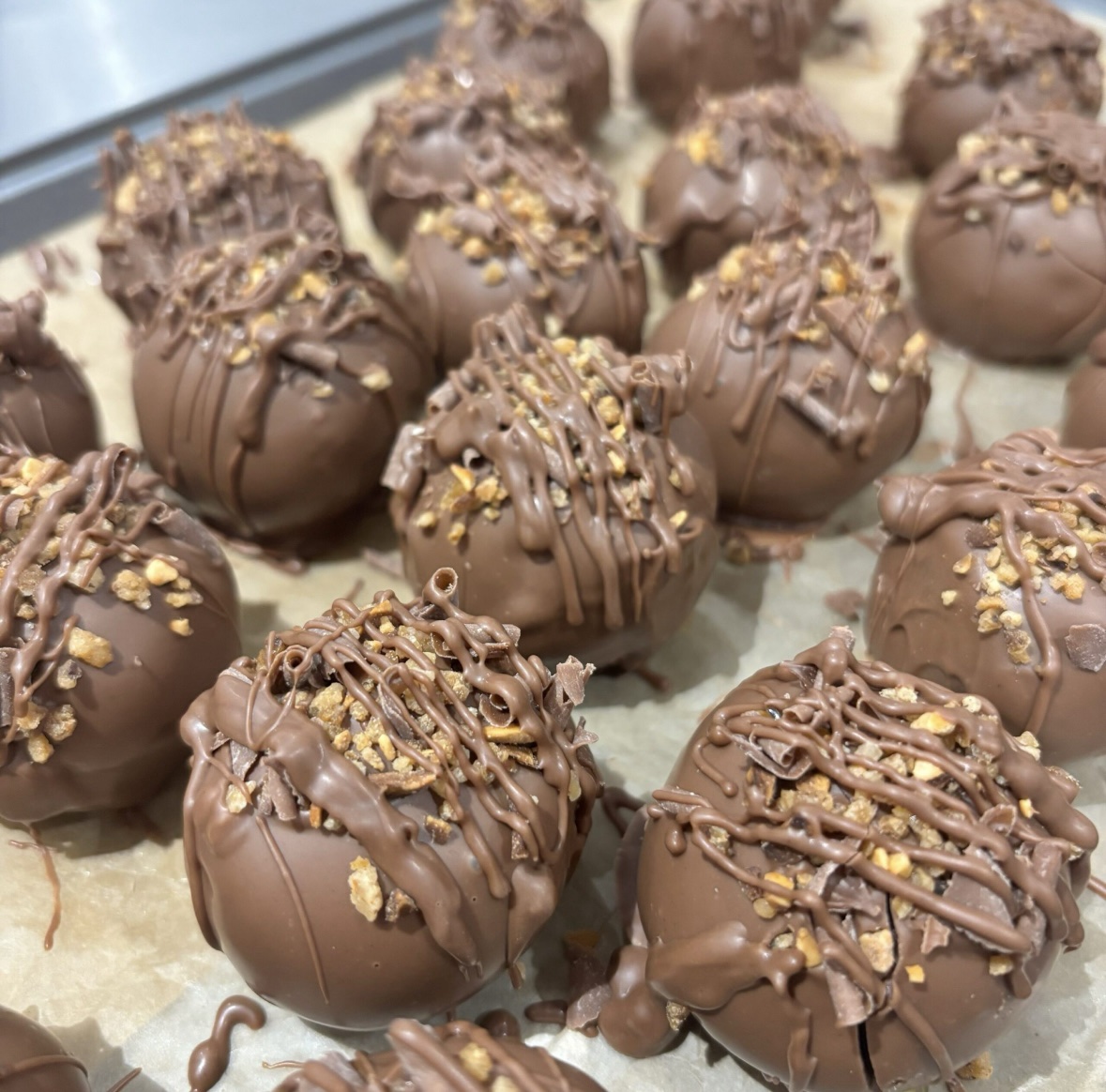 Made without Gluten Box (not suitable for ceoliacs due to cross Contamination) - Image 5