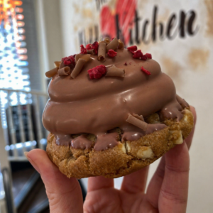 Raspberry and Milk Chocolate Teacake Cookie