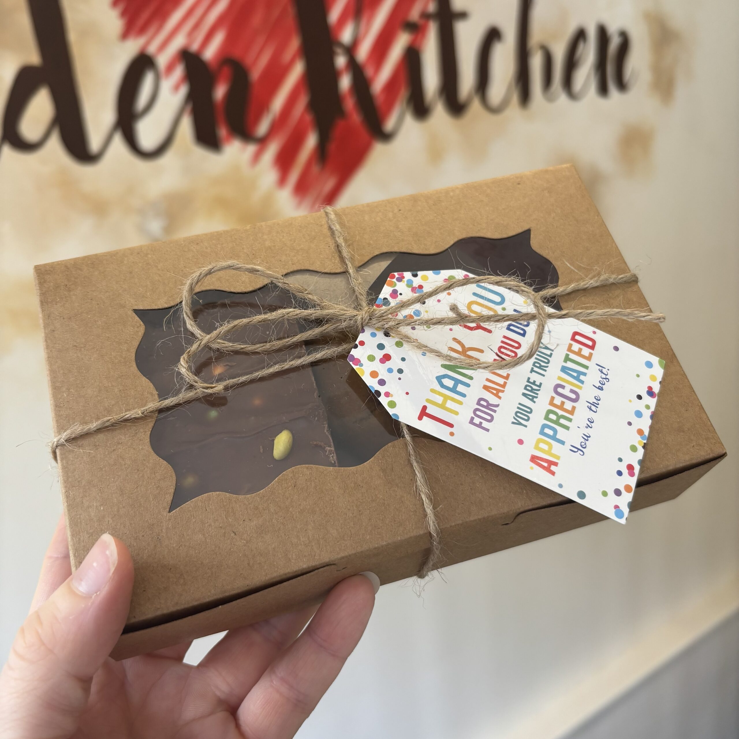 Kinder & 2 Mini Cookies gift box with Thankyou tag - Image 2
